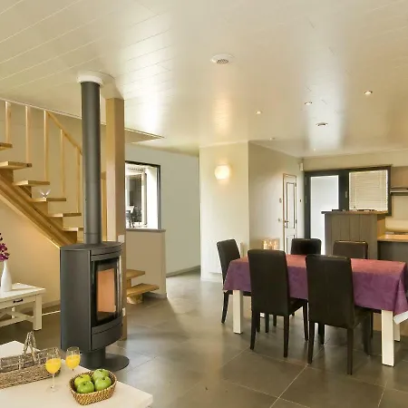 Holiday Home Golden Lakes Village.2